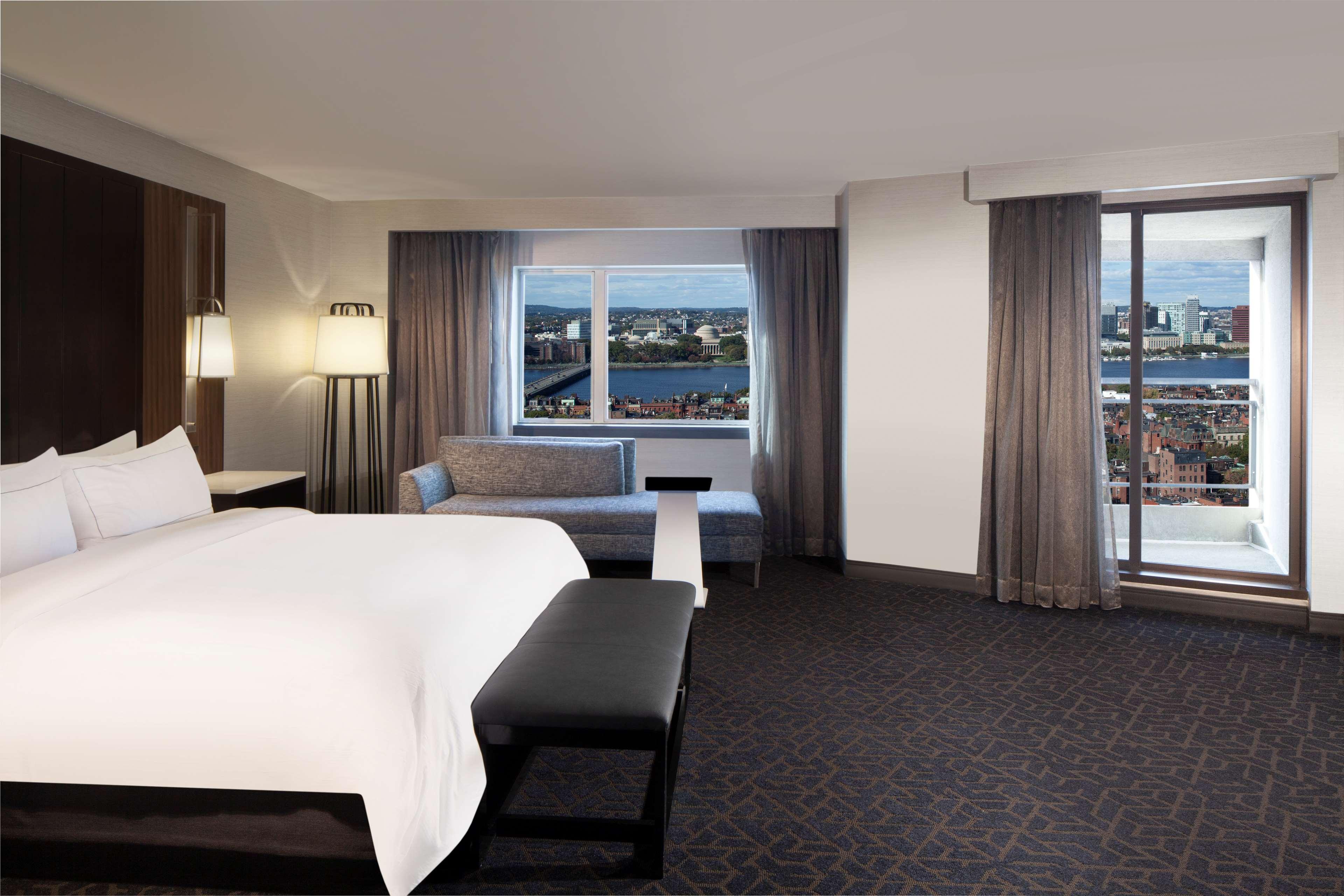 Hilton Boston Back Bay Hotel Exterior foto